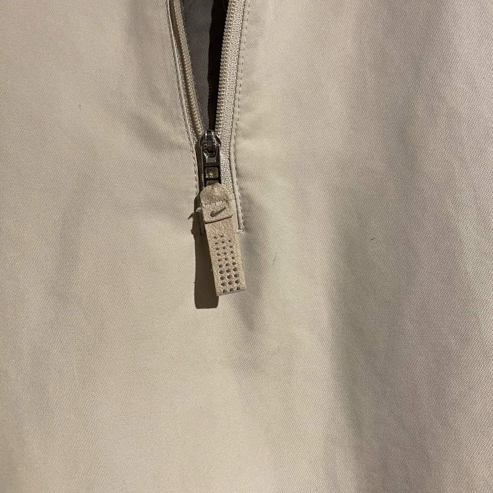 Nike Men's Dri-FIT Half-Zip Golf Pullover - Picture 5 of 5
